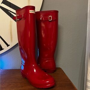 Hunter Bold Tall Red Waterproof Boots Women Size 8